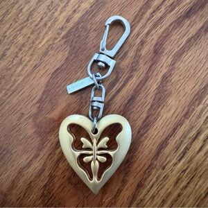 St. John 2-tone butterfly heart metal keychain